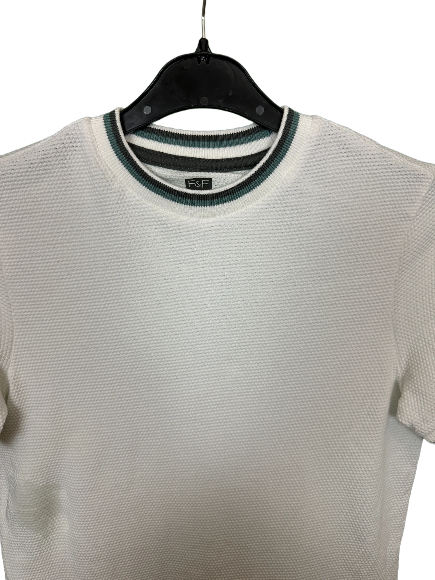 Boy's Short Sleeved T-Shirt Age 7/8yrs