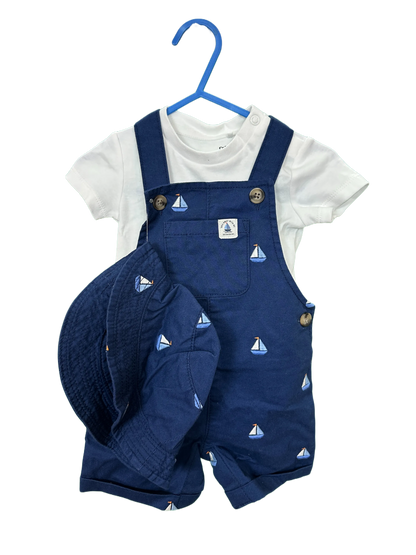 Baby boys short dungeree's , t-shirt and sun hat set
