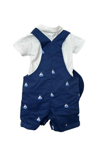 Baby boys short dungeree's , t-shirt and sun hat set