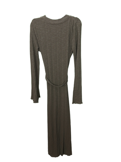Womans long sleeved ribbed dress