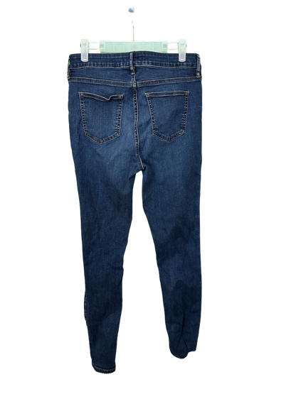 Woman's stretch jeans
