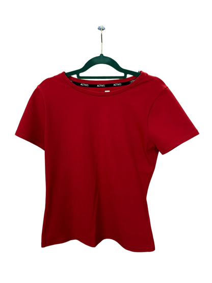 Woman's short sleeved active wear top