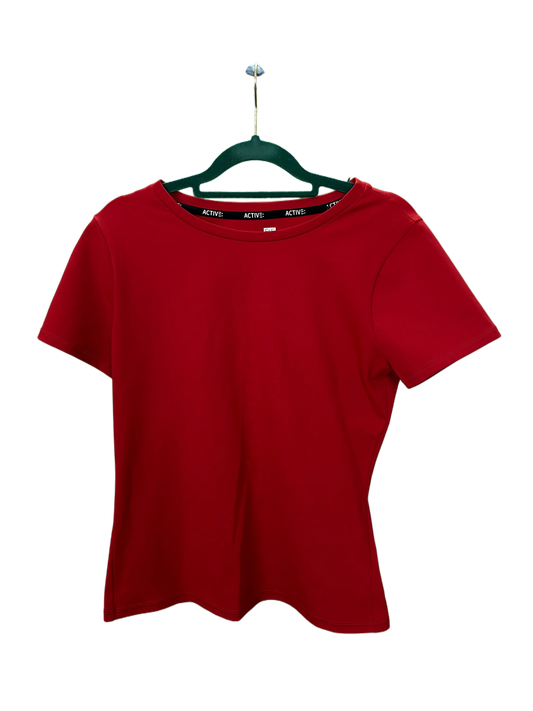Woman's short sleeved active wear top