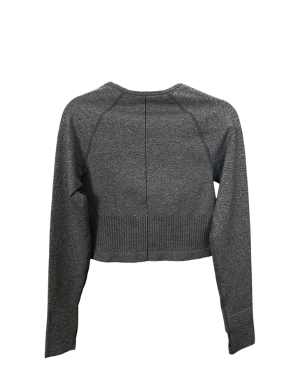 Woman's active top with thumb holes