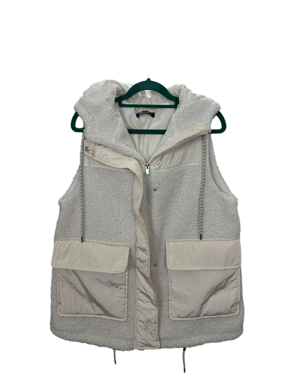 Woman's Teddy Fleece Gilet with hood