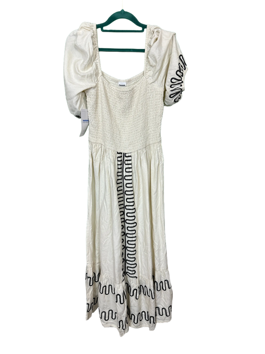 Woman's Full Length Gypsy Style Dress Size 12/14