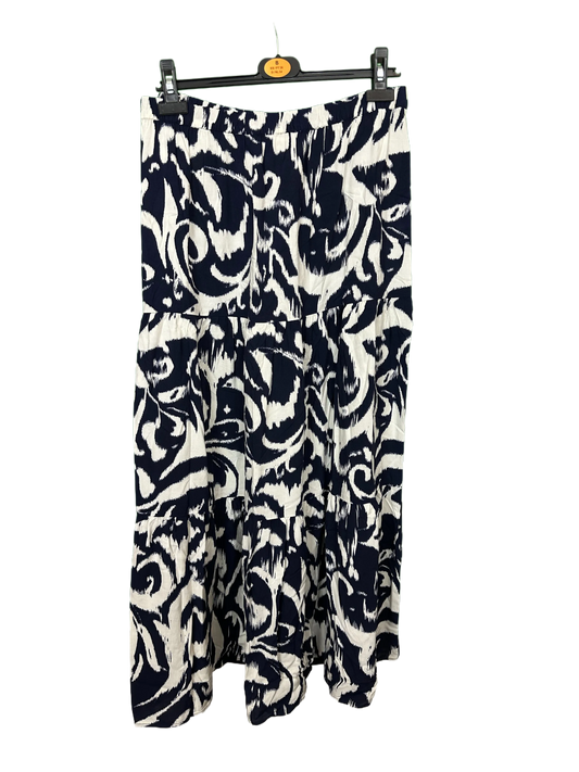 Woman's Full Length Panelled Skirt Size 12